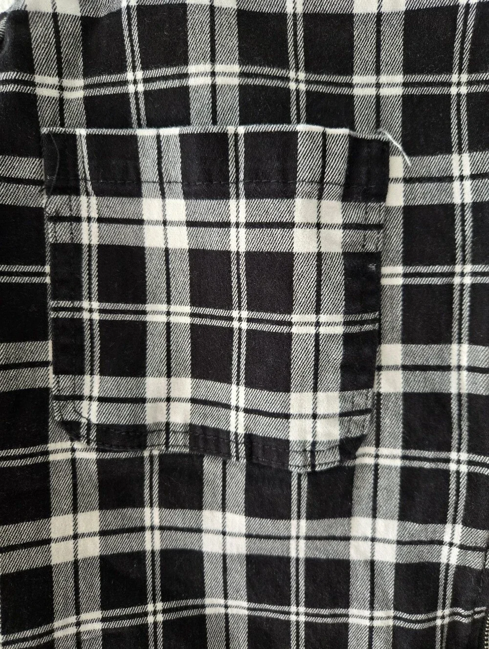 Tgla black white